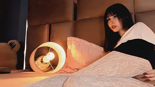 angelinepossy online show from 11/11/25, 06:30