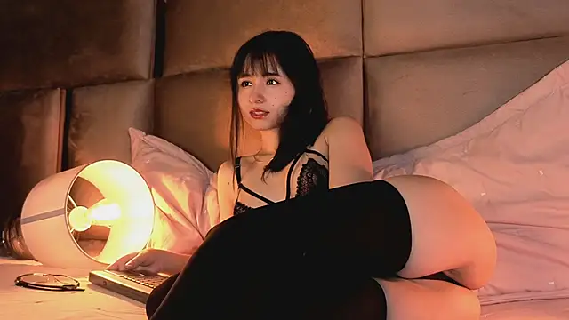 angelinepossy online show from 11/30/25, 09:52