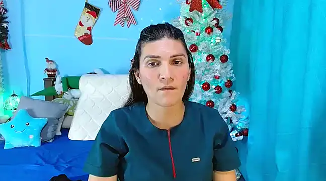 Snapshot of venus_swet_ chatting on 12/17/24, 12:23 venus swet online show from 12/17/24, 12:23