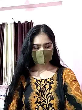 Snapshot of Arisha- chatting on 11/01/25, 02:30 Arisha- online show from 11/01/25, 02:30
