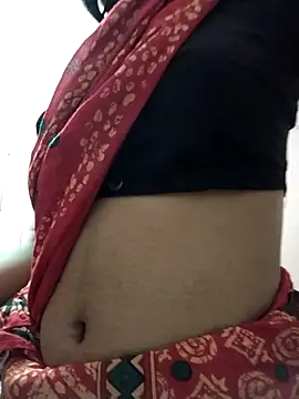 Snapshot of Arisha- chatting on 11/15/25, 08:16 Arisha- online show from 11/15/25, 08:16