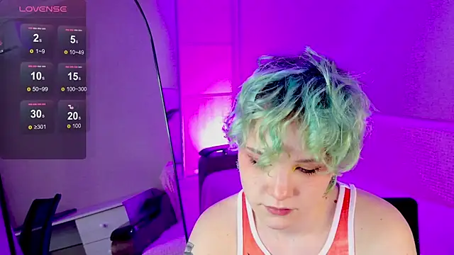 Snapshot of School_Love chatting on 01/27/25, 01:09 School Love online show from 01/27/25, 01:09