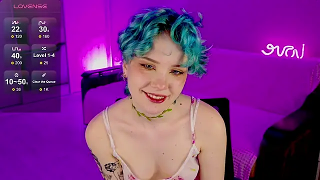 Snapshot of School_Love chatting on 02/10/25, 04:14 School Love online show from 02/10/25, 04:14