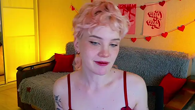 Snapshot of School_Love chatting on 10/01/25, 11:16 School Love online show from 10/01/25, 11:16