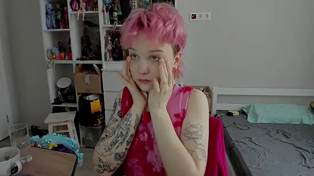 School Love online show from 01/09/26, 07:11