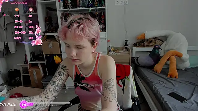 School Love online show from 02/15/26, 07:05