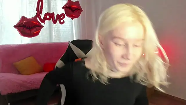 EnigmaSee online show from 03/18/26, 09:34