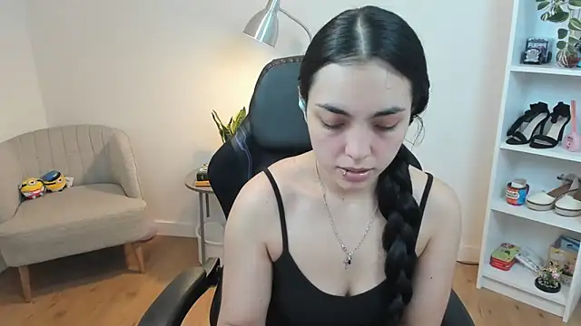  BellaEvans  online show from 02/10/25, 05:58