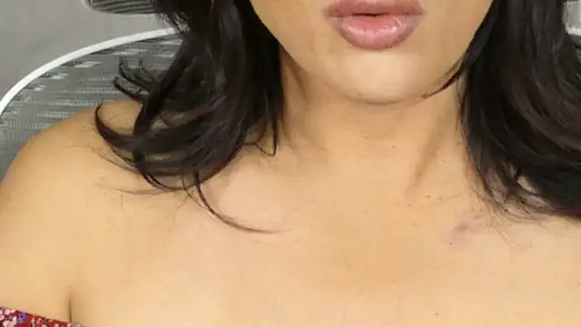 xprettysmilex online show from 11/26/25, 09:05