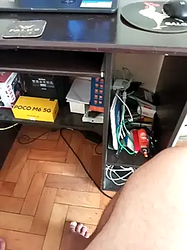 Snapshot of lobomisterioso13 chatting on 12/03/24, 03:22 lobomisterioso13 online show from 12/03/24, 03:22