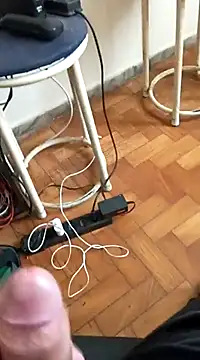 Snapshot of lobomisterioso13 chatting on 02/20/25, 06:46 lobomisterioso13 online show from 02/20/25, 06:46