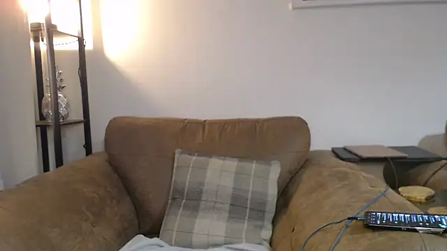 Ladystargazer1966 online show from 03/10/26, 05:29