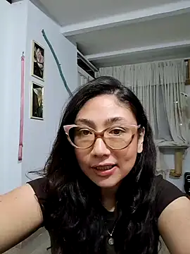 Snapshot of Mia_Ruiz chatting on 02/11/25, 01:20 Mia Ruiz online show from 02/11/25, 01:20