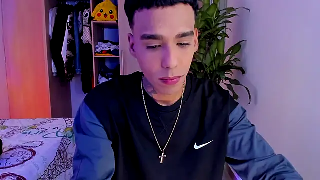 aldrinwhite online show from 11/15/25, 07:43