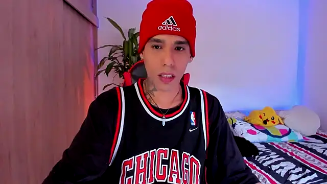 aldrinwhite online show from 04/01/26, 06:16