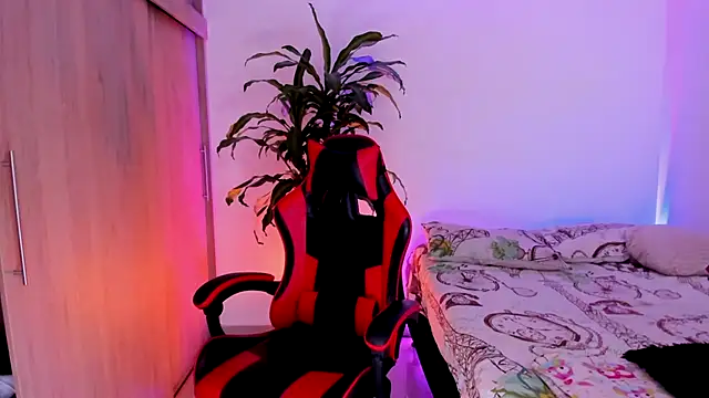 aldrinwhite online show from 07/13/26, 06:11