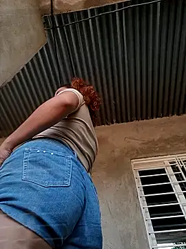 Mommy-Hot online show from 02/25/25, 02:00