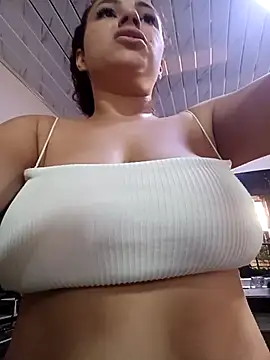 Mommy-Hot online show from 11/26/25, 03:13