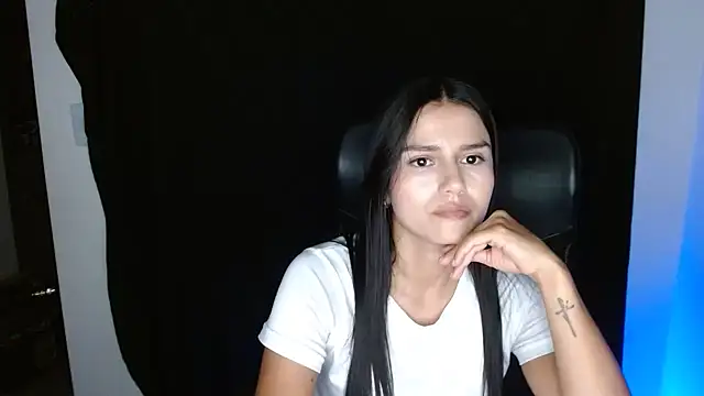 cloe fox online show from 10/02/25, 12:39