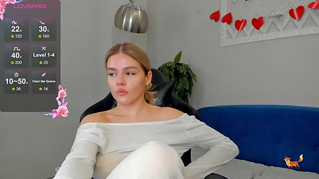 Anna Robinson online show from 02/23/25, 04:17