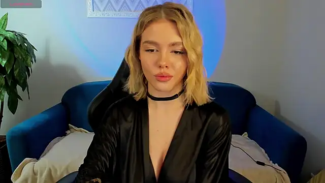 Anna Robinson online show from 03/16/25, 09:58