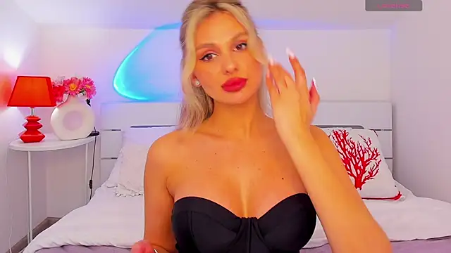 MissLoou online show from 04/15/26, 05:14