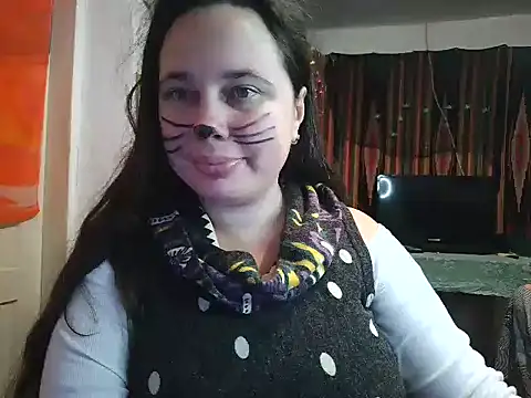 Cora Maro online show from 11/05/25, 01:11