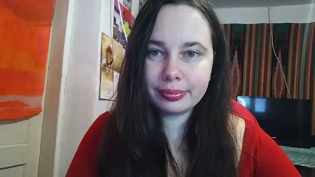 Cora Maro online show from 12/15/25, 11:14