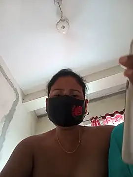 Snapshot of Neha-Roy chatting on 06/17/26, 05:21 Neha-Roy online show from 06/17/26, 05:21