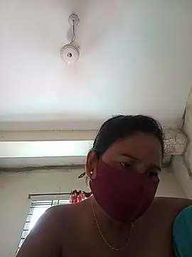 Snapshot of Neha-Roy chatting on 07/26/26, 05:48 Neha-Roy online show from 07/26/26, 05:48