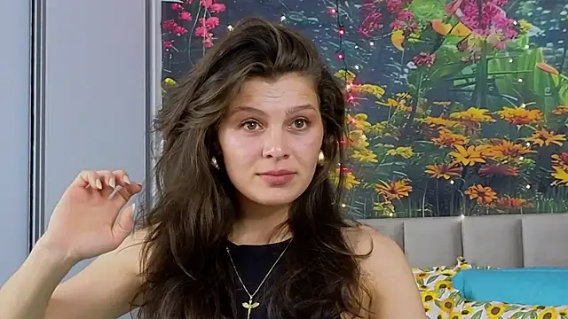 MadameDeFeu online show from 02/17/25, 12:38