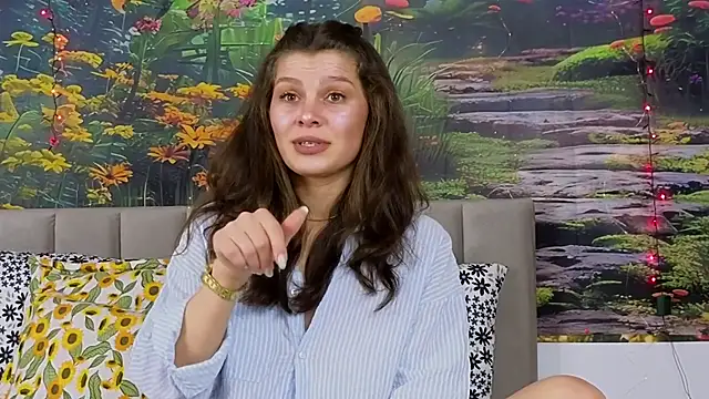 MadameDeFeu online show from 02/20/25, 08:28