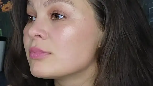 MadameDeFeu online show from 11/19/25, 08:36