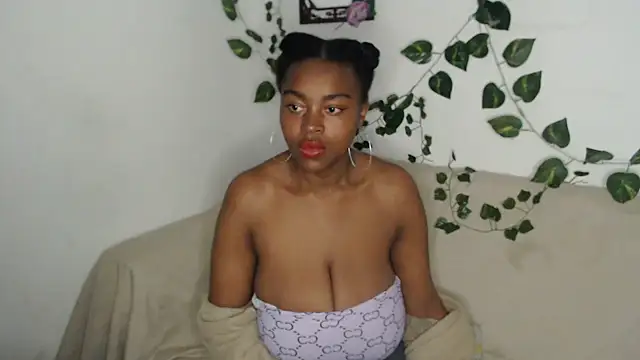 lyssyhorny online show from 10/01/25, 02:17