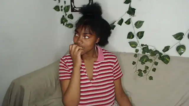 lyssyhorny online show from 10/03/25, 02:08