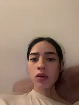 Snapshot of salome-brown chatting on 06/08/26, 11:38 salome-brown online show from 06/08/26, 11:38
