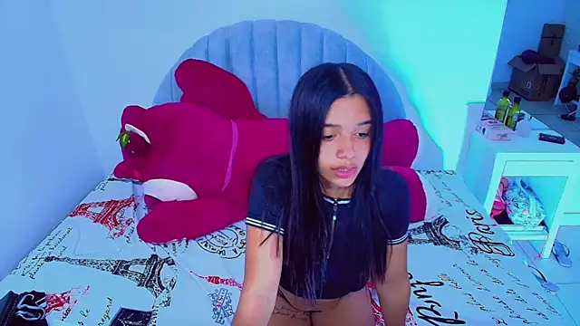 charlotte 0309 online show from 12/02/25, 11:11