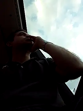 Snapshot of openlegsforyou chatting on 09/12/25, 05:51 openlegsforyou online show from 09/12/25, 05:51