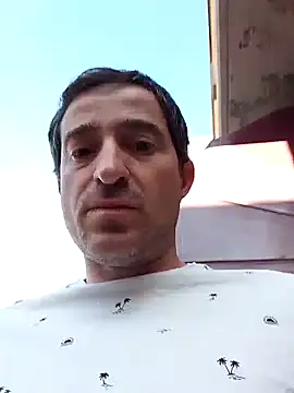 Snapshot of openlegsforyou chatting on 09/15/25, 07:19 openlegsforyou online show from 09/15/25, 07:19