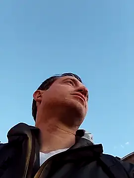 Snapshot of openlegsforyou chatting on 09/25/25, 05:44 openlegsforyou online show from 09/25/25, 05:44