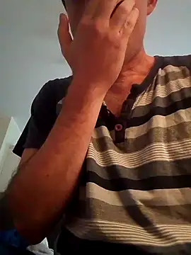 Snapshot of openlegsforyou chatting on 10/02/25, 06:09 openlegsforyou online show from 10/02/25, 06:09