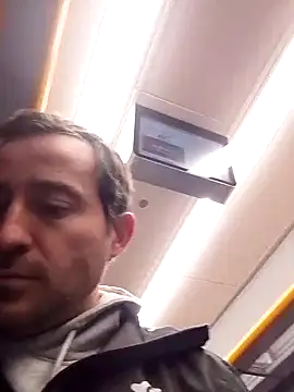 Snapshot of openlegsforyou chatting on 11/05/25, 05:07 openlegsforyou online show from 11/05/25, 05:07