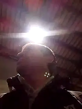 Snapshot of openlegsforyou chatting on 11/27/25, 05:42 openlegsforyou online show from 11/27/25, 05:42