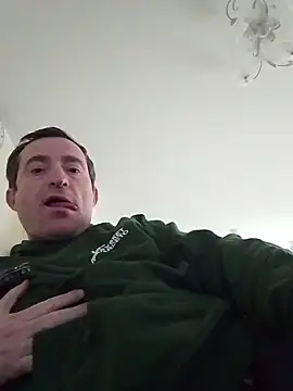 Snapshot of openlegsforyou chatting on 02/10/26, 09:35 openlegsforyou online show from 02/10/26, 09:35