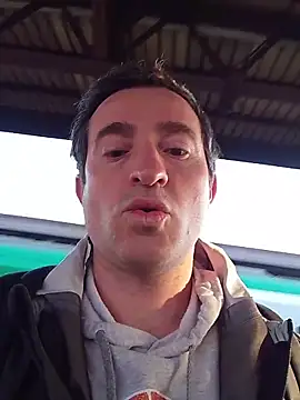 Snapshot of openlegsforyou chatting on 03/16/26, 06:17 openlegsforyou online show from 03/16/26, 06:17