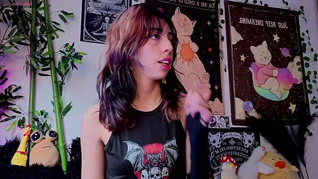 Nyx nayla online show from 03/04/26, 07:42