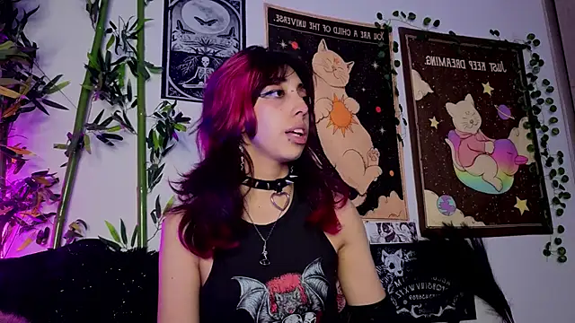 Nyx nayla online show from 04/21/26, 01:42