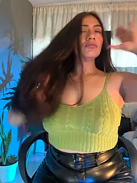 emmily d online show from 11/29/25, 10:13