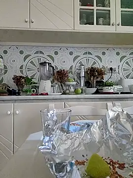 LorenRosse online show from 09/24/25, 04:16