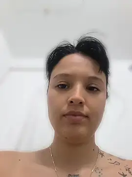 Snapshot of LorenRosse chatting on 07/11/26, 10:11 LorenRosse online show from 07/11/26, 10:11